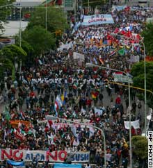 vert.protest1.ap.jpg